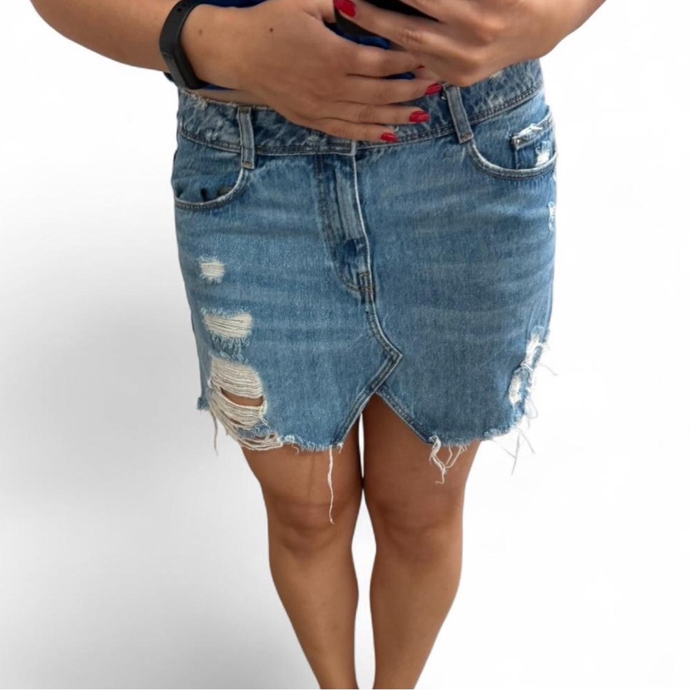Vintage distressed denim mini skirt - Picture 2 of 4